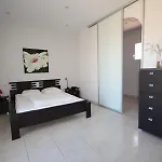 Villa Superbe Climatisee Cloturee, Wifi, 3 Km De La Mer, 4 Belles Chambres, Piscine Privee Sur Les Hauteurs Du Village Lxtou21 Portiragnes