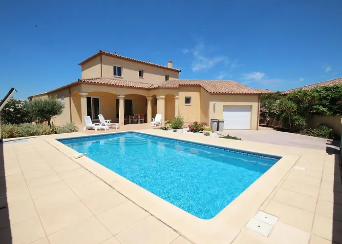 Superbe Climatisee Cloturee, Wifi, 3 Km De La Mer, 4 Belles Chambres, Piscine Privee Sur Les Hauteurs Du Village Lxtou21