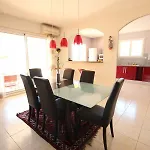 Superbe Climatisee Cloturee, Wifi, 3 Km De La Mer, 4 Belles Chambres, Piscine Privee Sur Les Hauteurs Du Village Lxtou21 * Portiragnes