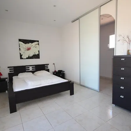 וילה Superbe Climatisee Cloturee, Wifi, 3 Km De La Mer, 4 Belles Chambres, Piscine Privee Sur Les Hauteurs Du Village Lxtou21 פורטירנייה