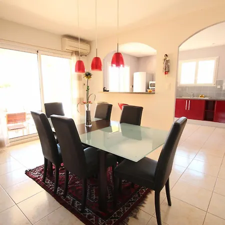 Superbe Climatisee Cloturee, Wifi, 3 Km De La Mer, 4 Belles Chambres, Piscine Privee Sur Les Hauteurs Du Village Lxtou21 * פורטירנייה
