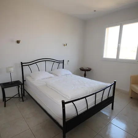 Superbe Climatisee Cloturee, Wifi, 3 Km De La Mer, 4 Belles Chambres, Piscine Privee Sur Les Hauteurs Du Village Lxtou21 פורטירנייה
