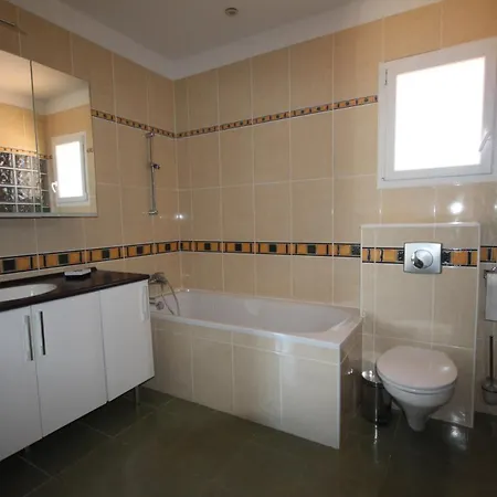 וילה Superbe Climatisee Cloturee, Wifi, 3 Km De La Mer, 4 Belles Chambres, Piscine Privee Sur Les Hauteurs Du Village Lxtou21 *